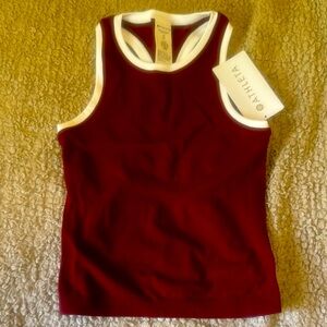 NWT Athleta Seamless Crop Tank